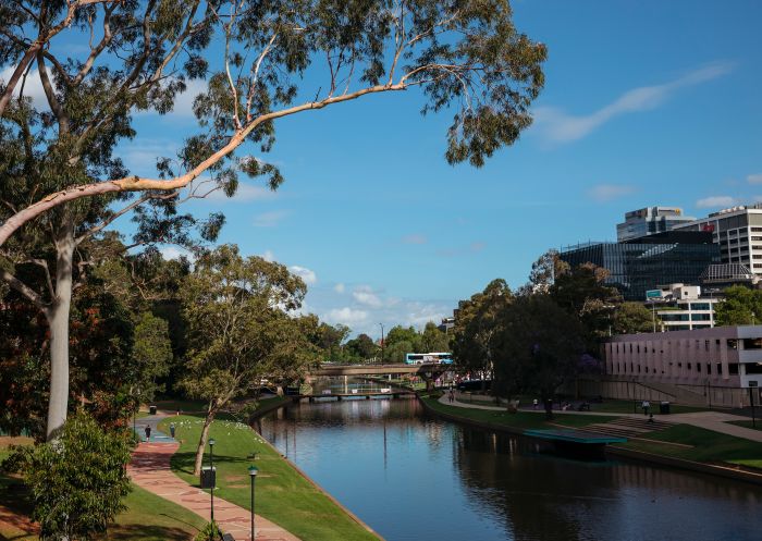 Parramatta River, Parramatta Parkland and pedestrian walkways along Parramatta River, Parramatta
